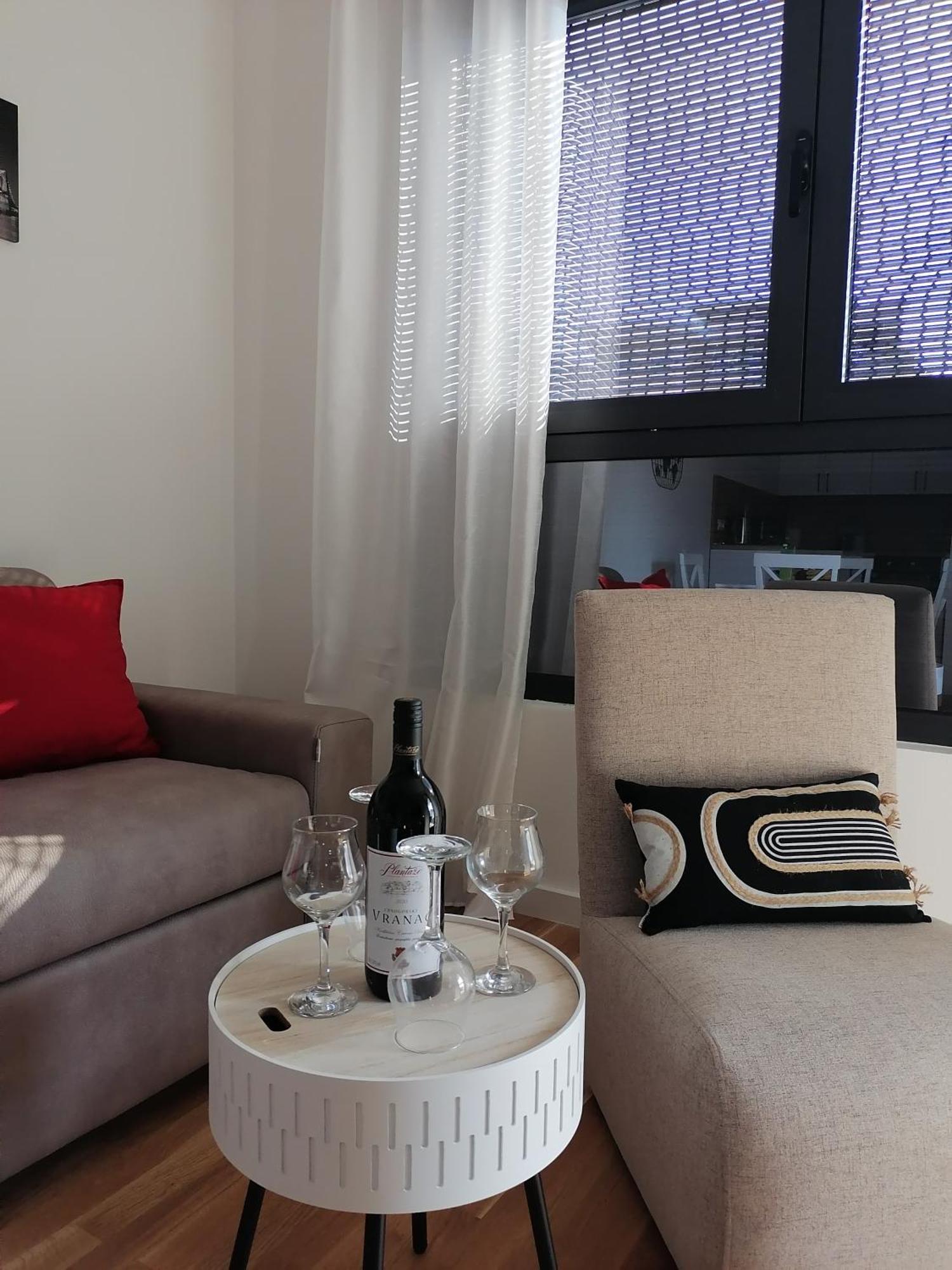 Vegi Apartments Бар Екстериор снимка
